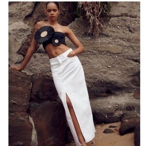 White denim skirt